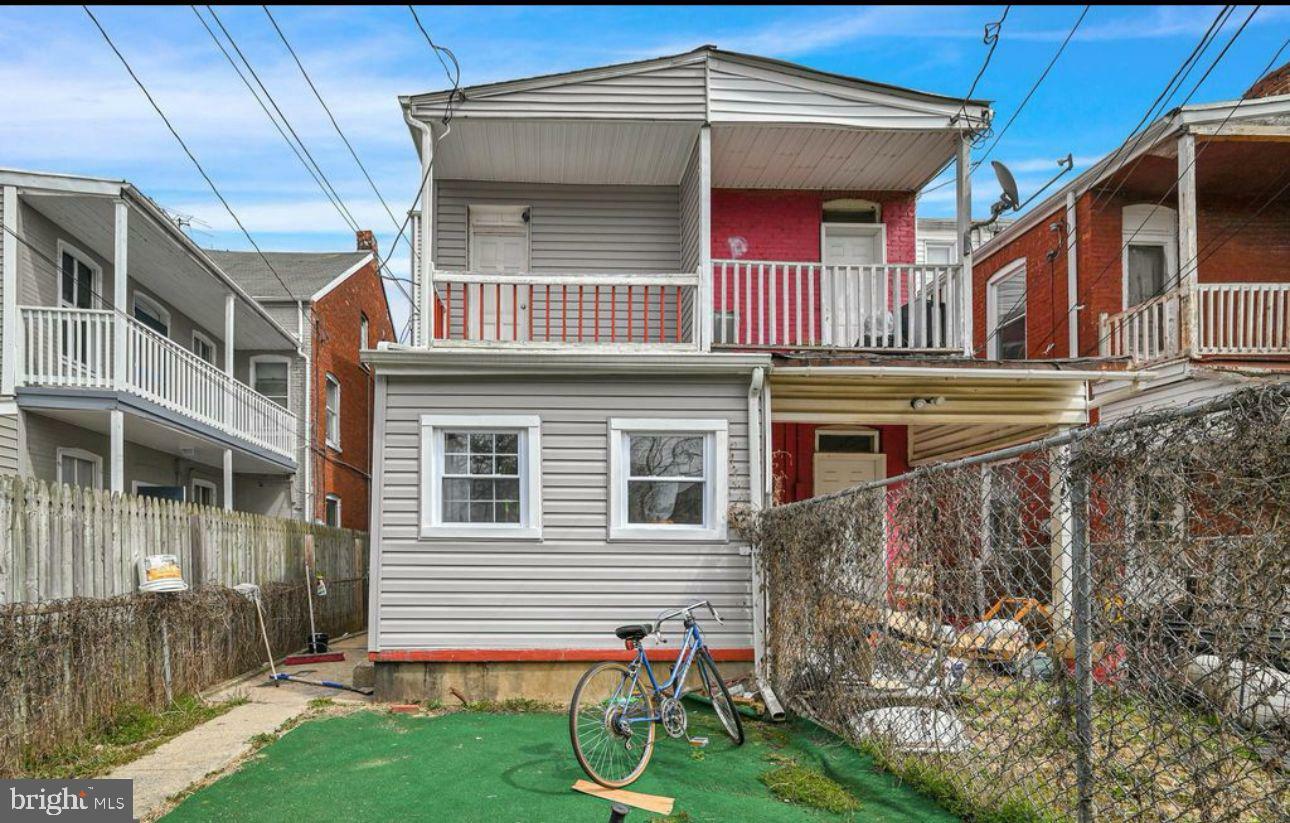 Property Photo: 444 S Queen PA 17403