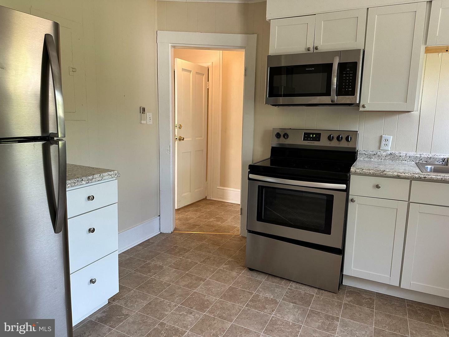 Property Photo: 1605 Apt. B Charles Street VA 22401
