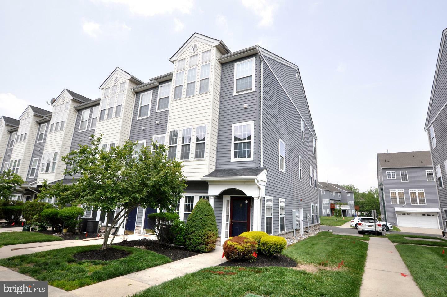 18 Swan Court  Delanco NJ 08075 photo