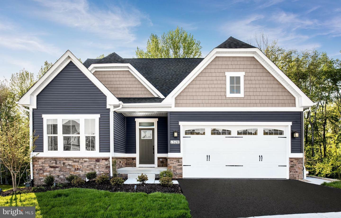 Property Photo: 2109 Caracas Boulevard WV 25403