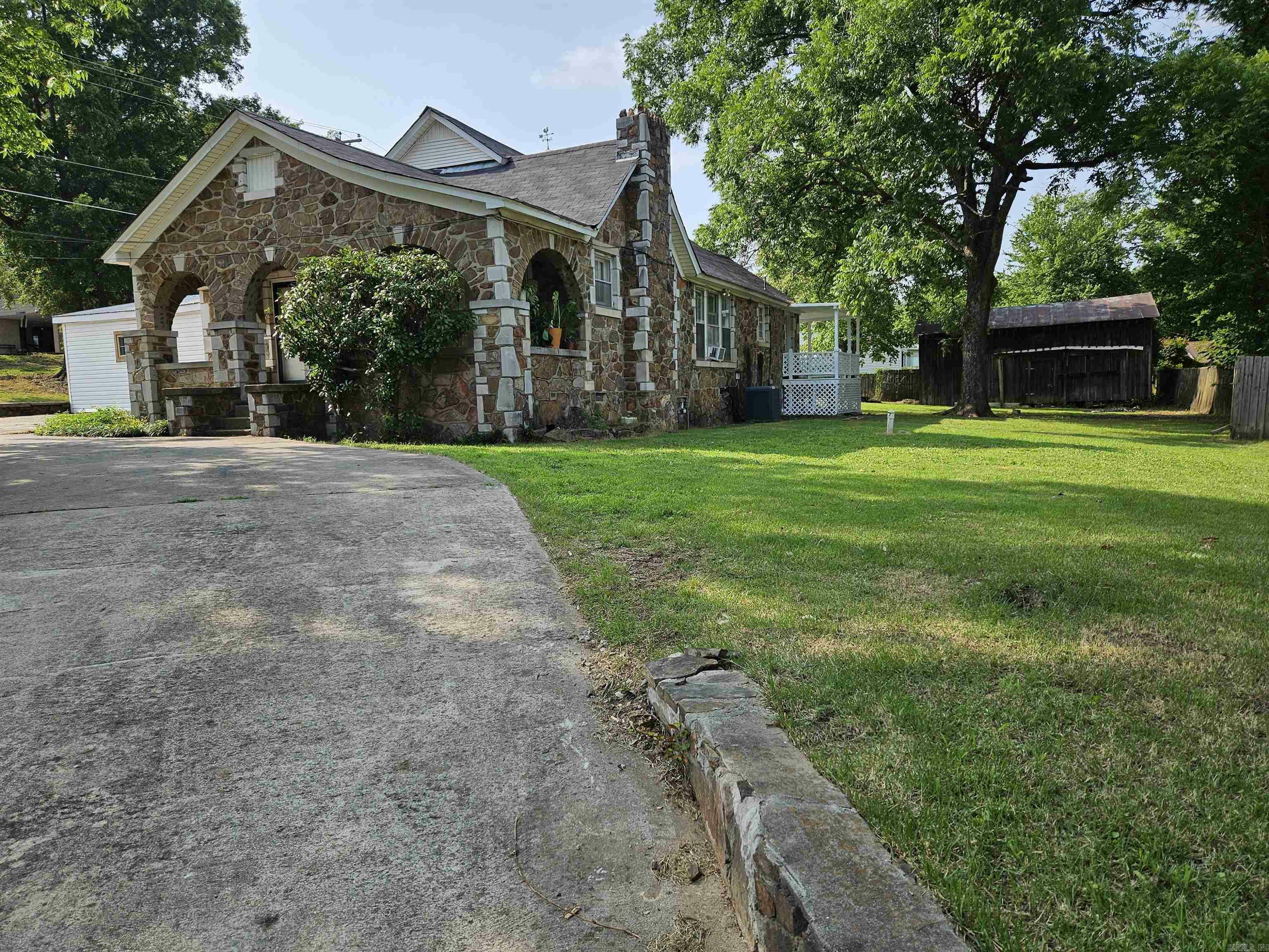 Property Photo: 1421 W 25th Street AR 72114