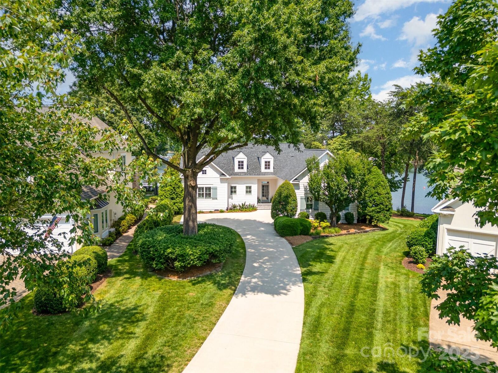 Property Photo:  17719 Springwinds Drive  NC 28031 