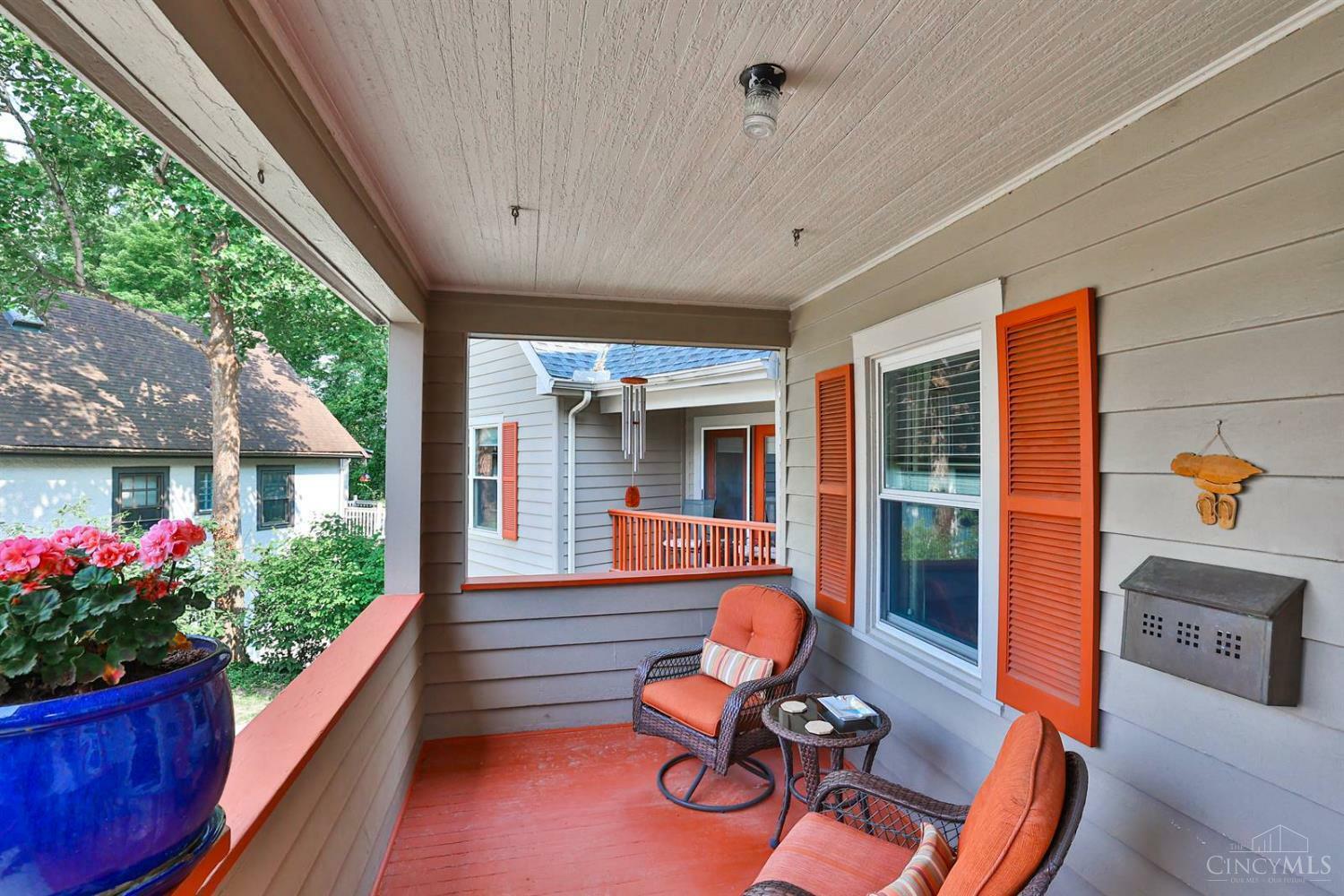 Property Photo: 3558 Rawson Place OH 45209