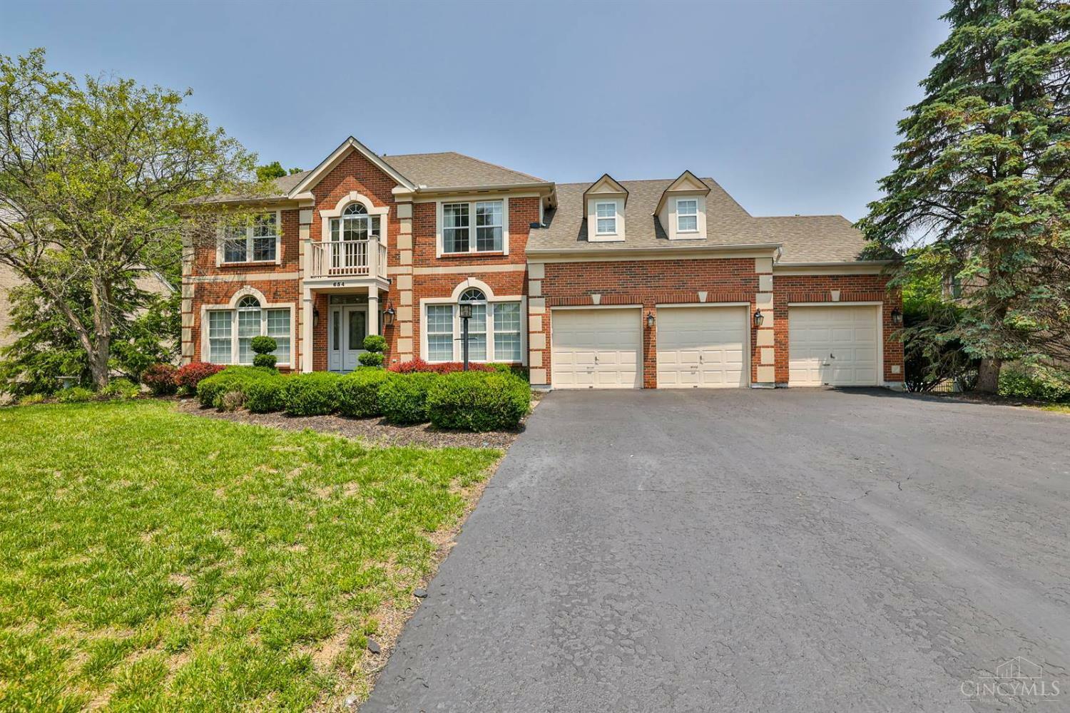Property Photo: 654 Tournament Drive OH 45244