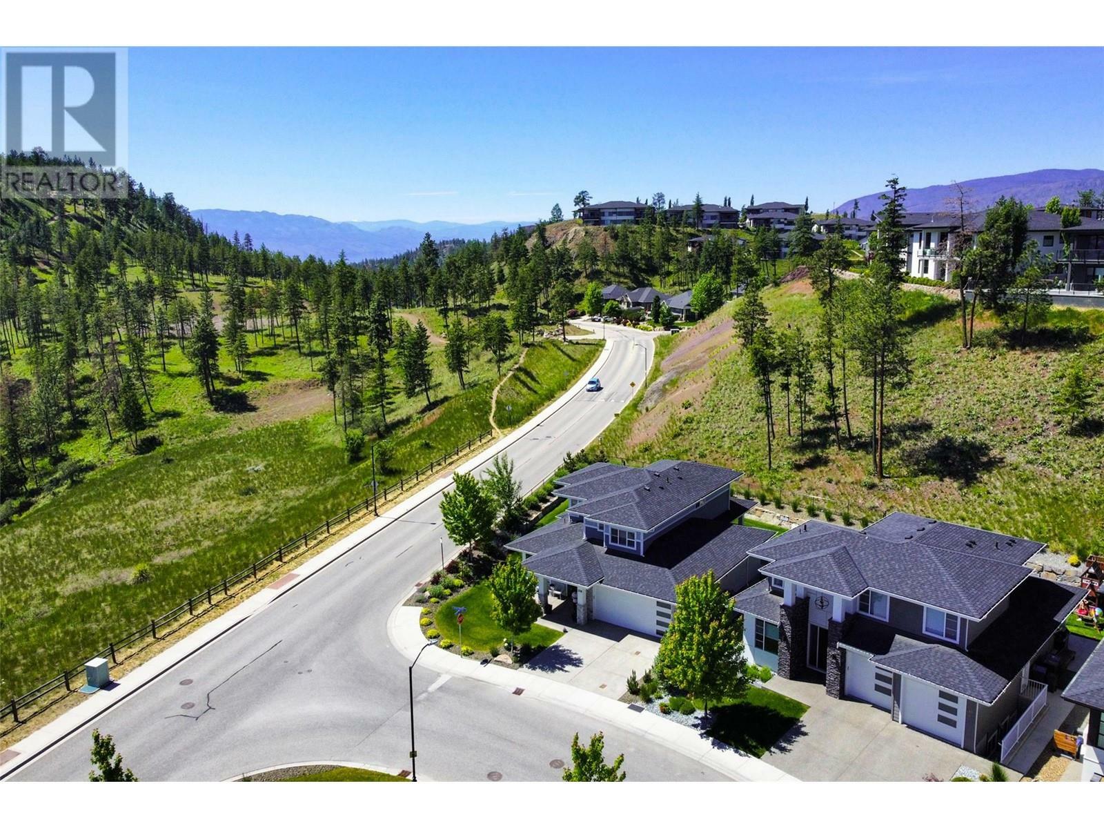 Property Photo: 218 Echo Ridge Drive BC V1V 0C9