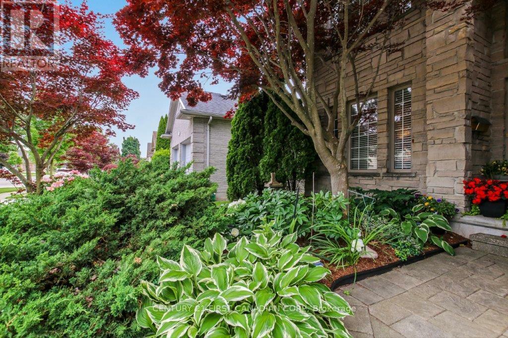 Photo de la propriété: 941 Barclay Road ON N6K 4V4