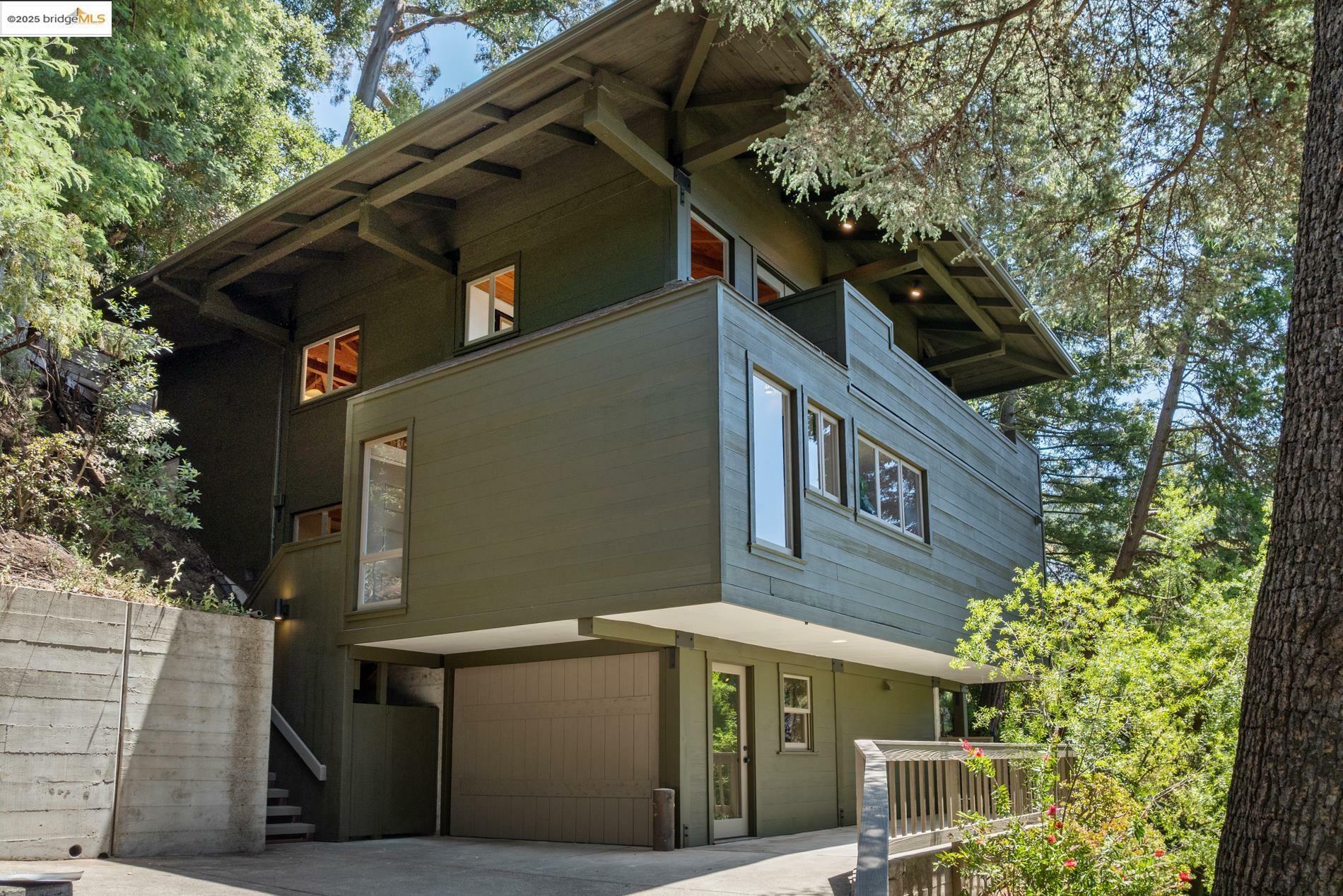 Property Photo: 2684 Shasta Rd CA 94708