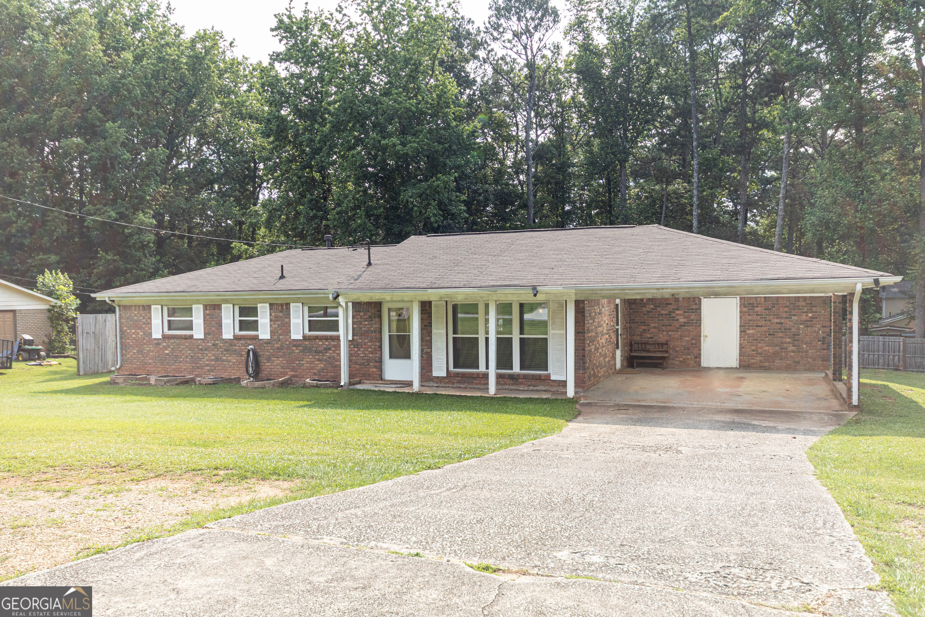 Property Photo: 3829 Bright Star Road Road GA 30135
