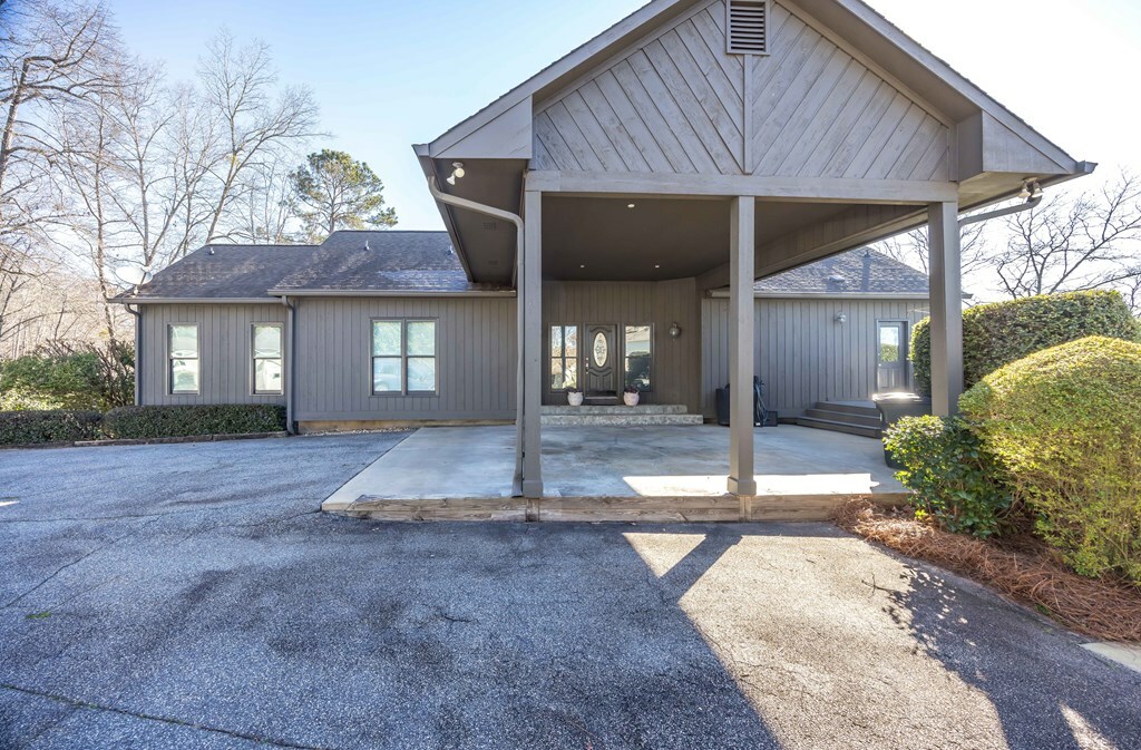 Property Photo: 302 Odom Drive GA 31811