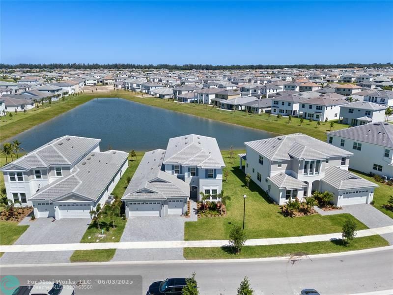Property Photo: 5350 Liberty Ln FL 33470