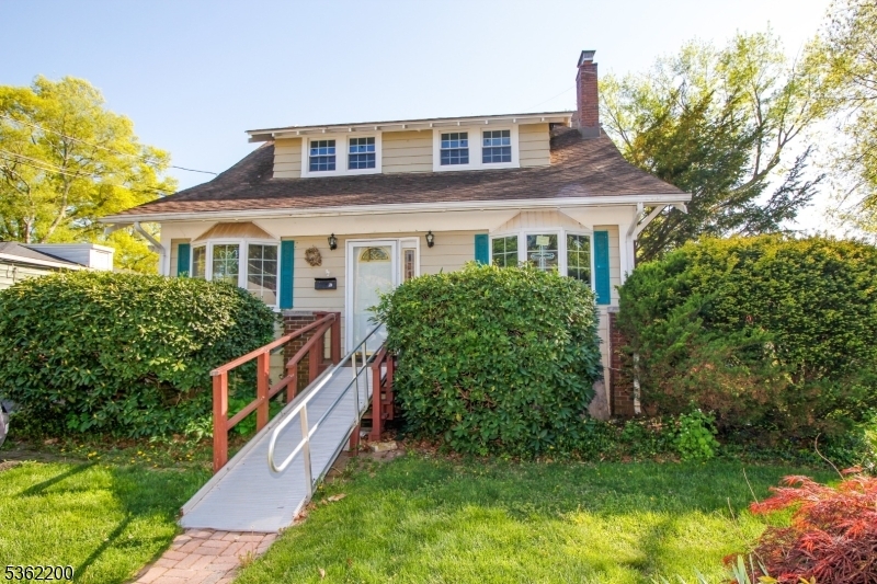 Property Photo: 33 Bassett Ave NJ 07803