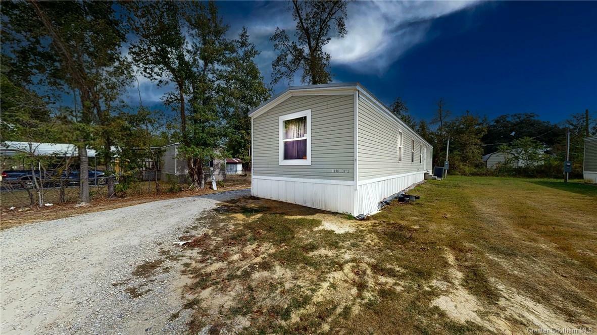 Property Photo: 1006 Hwy 27 Highway LA 70633