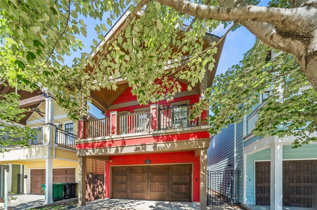 Property Photo: 1529 Prince Street TX 77008