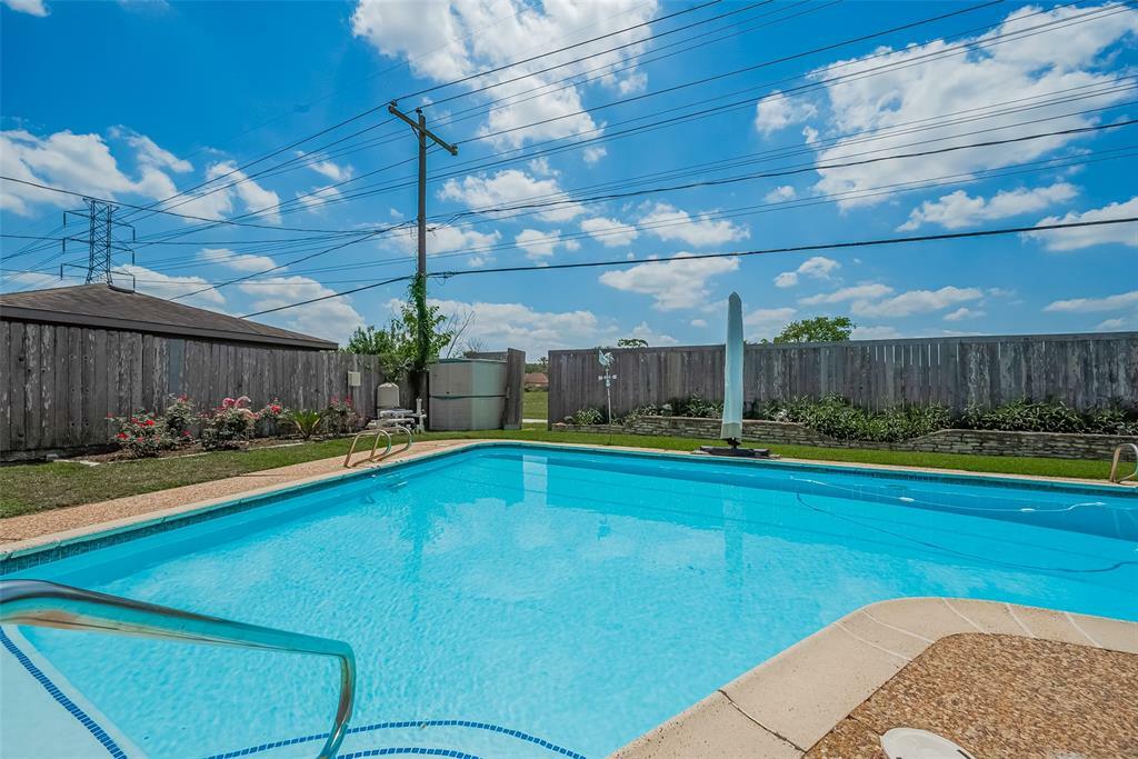 Property Photo: 7230 Redding Road TX 77036