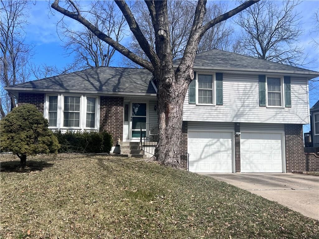 Property Photo: 15400 W 81 Street KS 66219