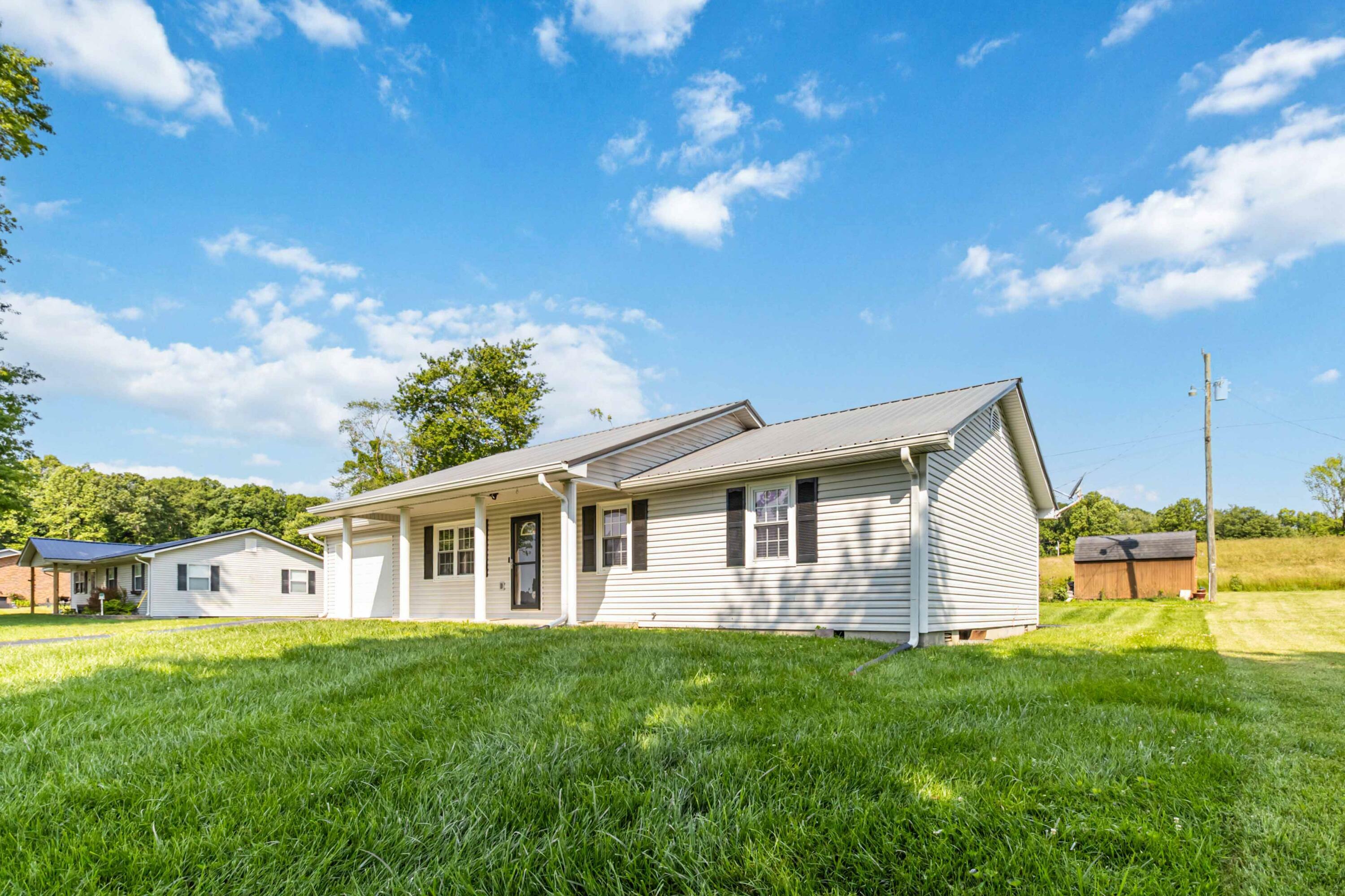 Property Photo: 244 Shamrock Street KY 42642