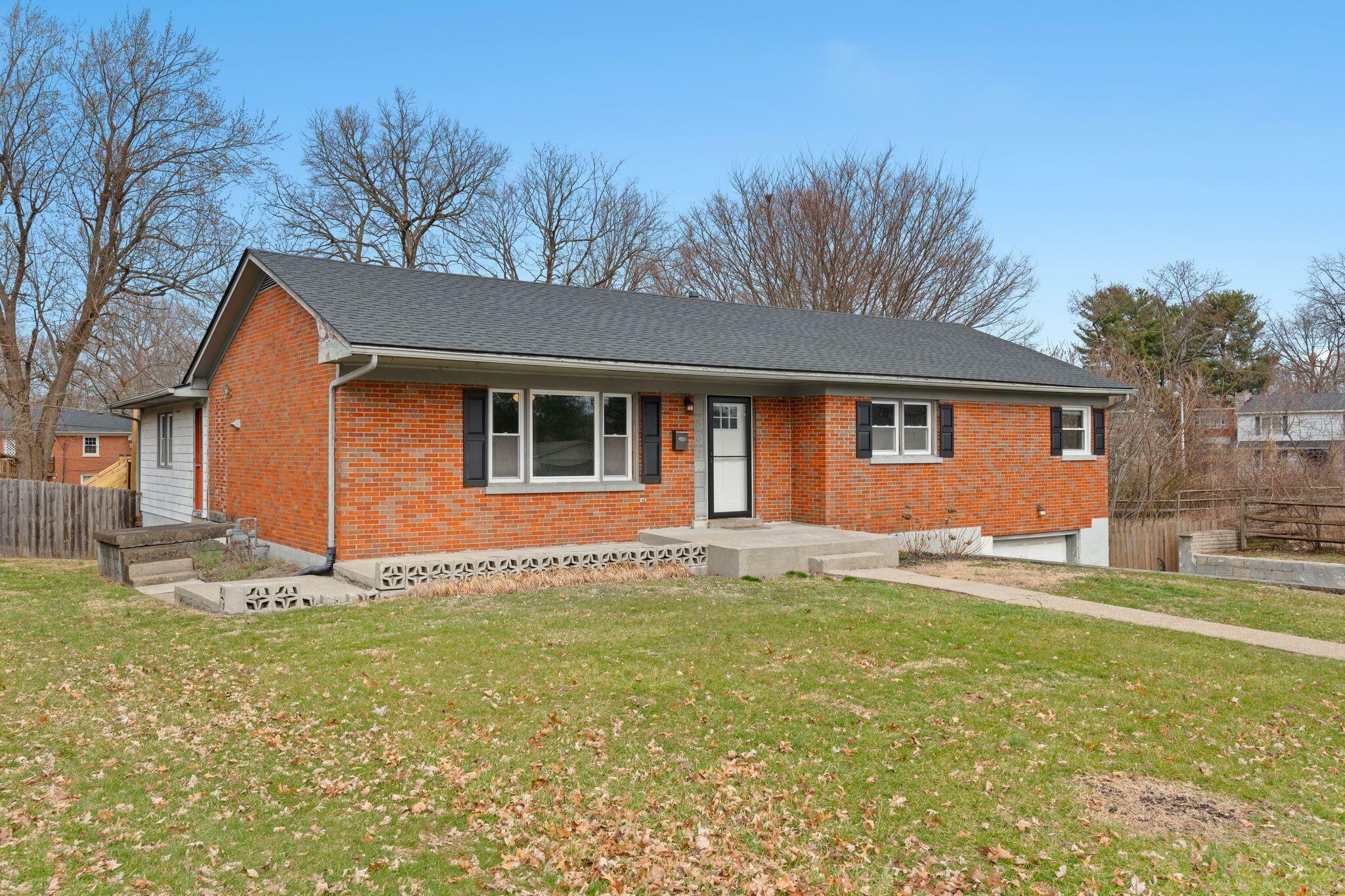 Property Photo: 562 Lone Oak Drive KY 40503