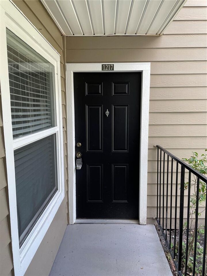 Property Photo:  4732 Walden Circle 1217  FL 32811 