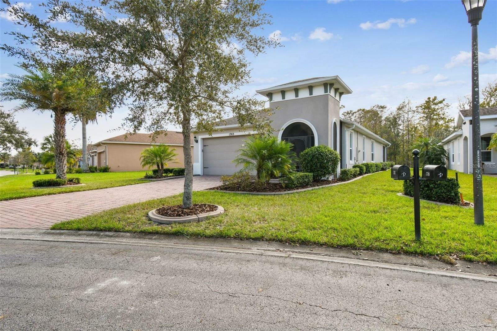 Property Photo: 1703 Encinitas Way FL 34759