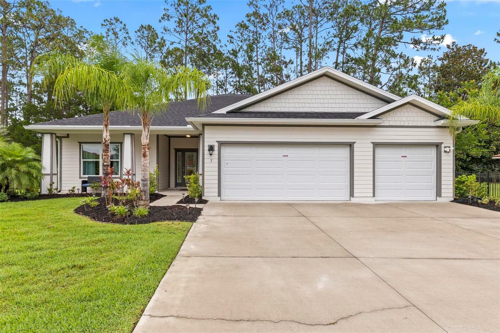 Property Photo: 7 Eagle Harbor Trail FL 32164