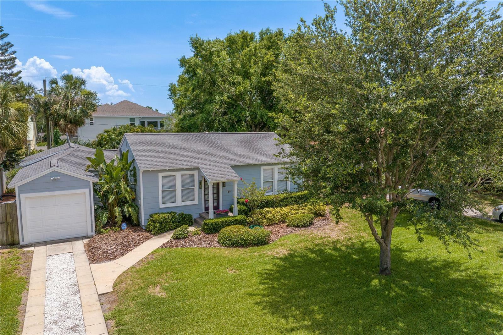 Property Photo: 3404 W Leona Street FL 33629