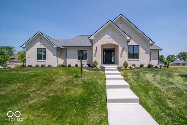 10586 Jacks Way  Indianapolis IN 46234 photo