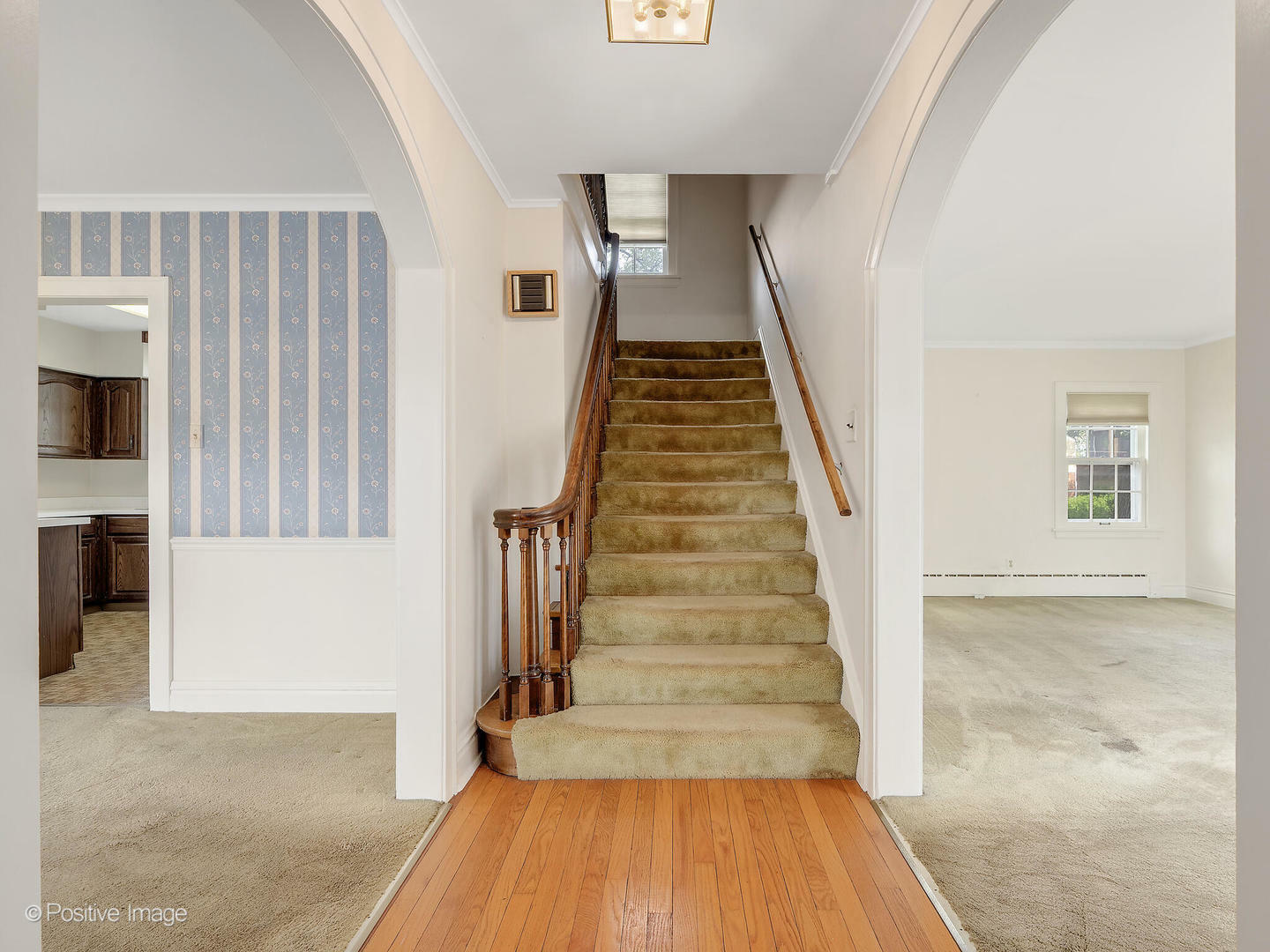 Property Photo: 3923 Clausen Avenue IL 60558