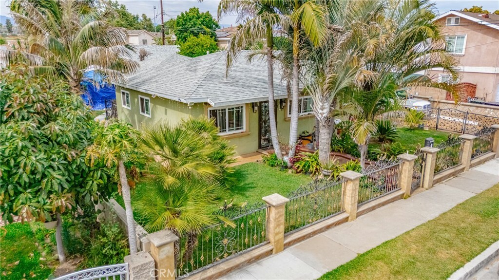 Property Photo: 8235 Edna St CA 90660