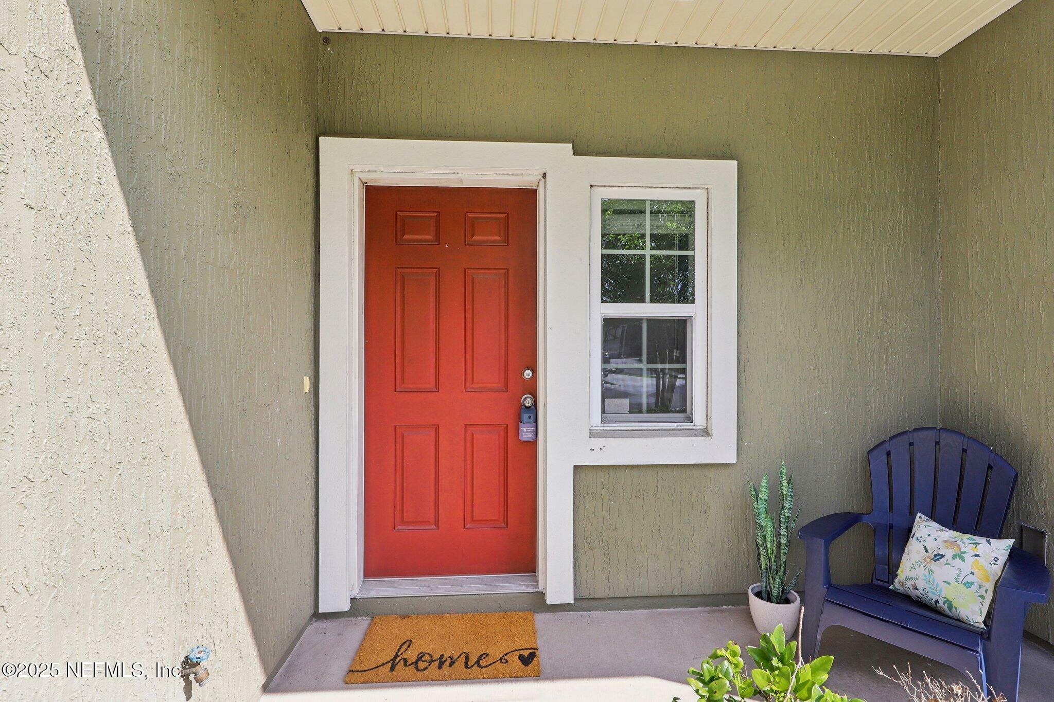 Property Photo: 3300 Chestnut Ridge Way FL 32065