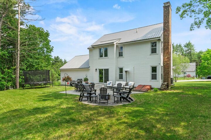 Property Photo:  16 Ches Mae Lane  NH 03055