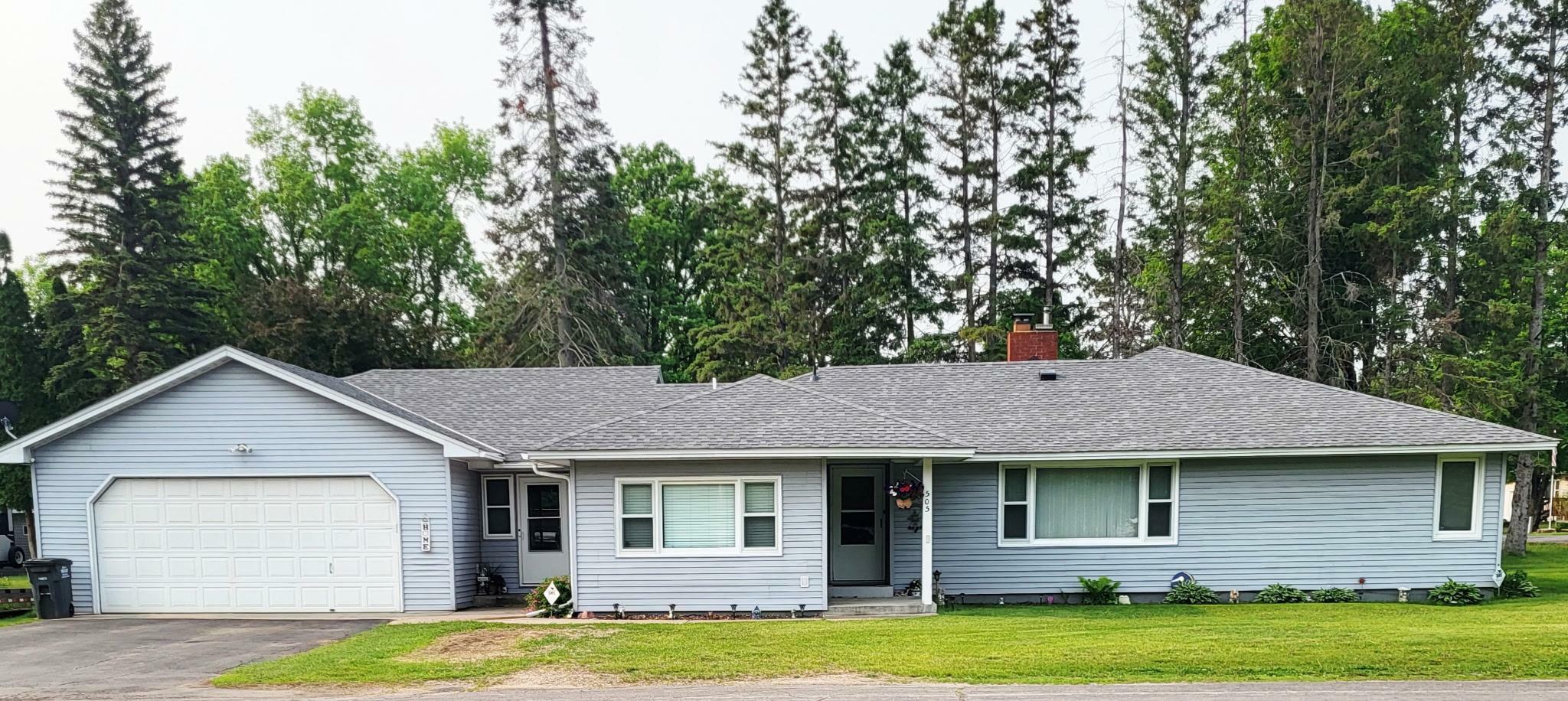 Property Photo:  505 Lindquist Street W  MN 56359 