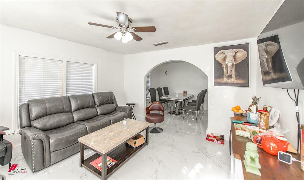 Property Photo: 617 Yarborough Street LA 71111