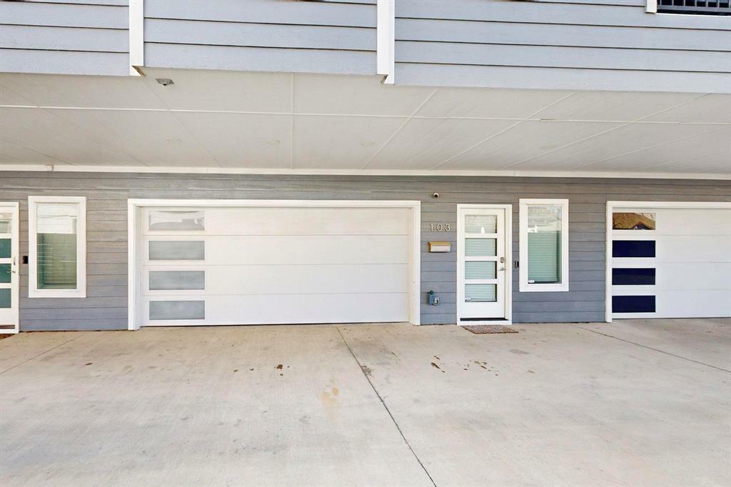 Property Photo: 4633 Virginia Avenue 103 TX 75204