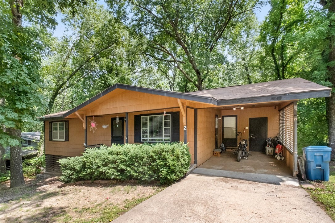 Property Photo: 2 Tenbury Lane AR 72714