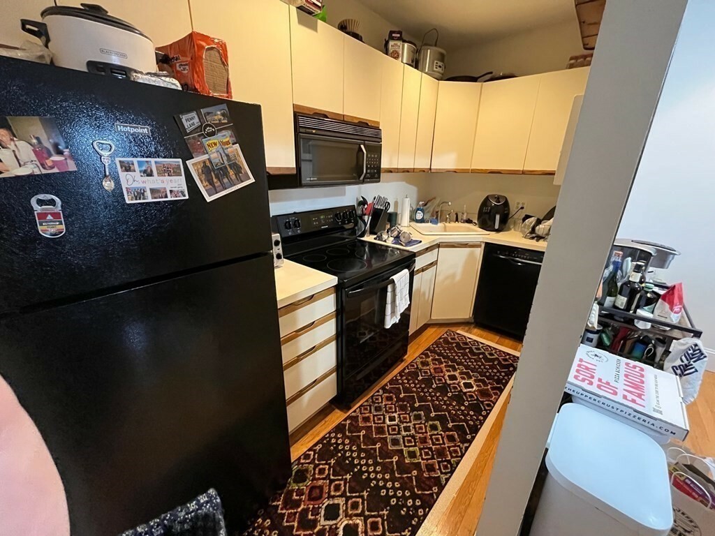 Property Photo: 762 Tremont St 6 MA 02118
