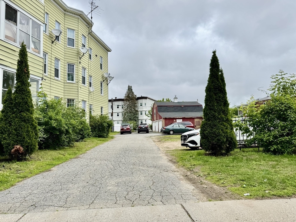 Property Photo: 15-19 Litchfield St MA 01108