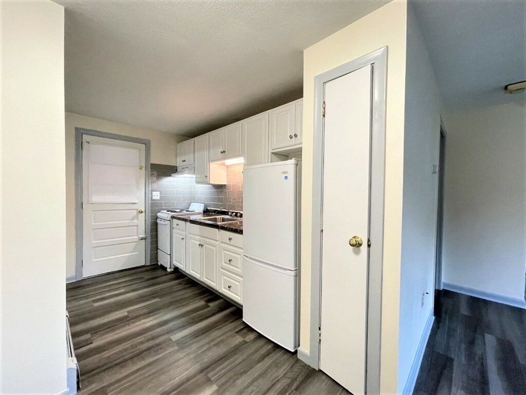 Property Photo: 23 Burlington Street 4 MA 01801