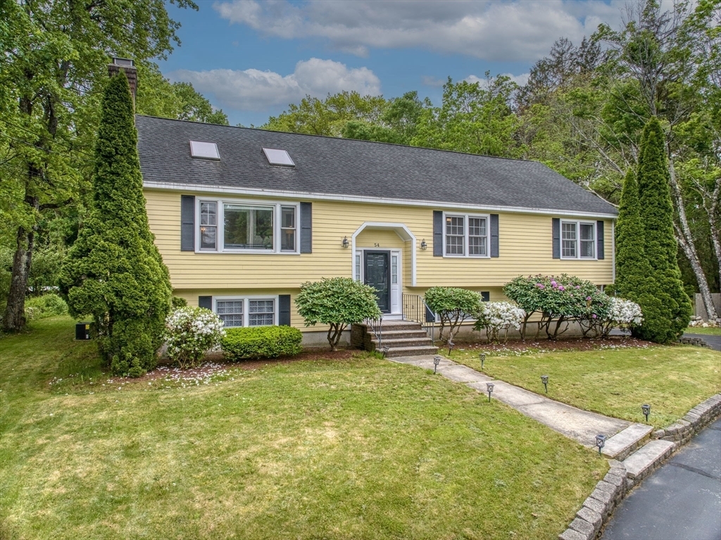 54 Concord Rd  Bedford MA 01730 photo
