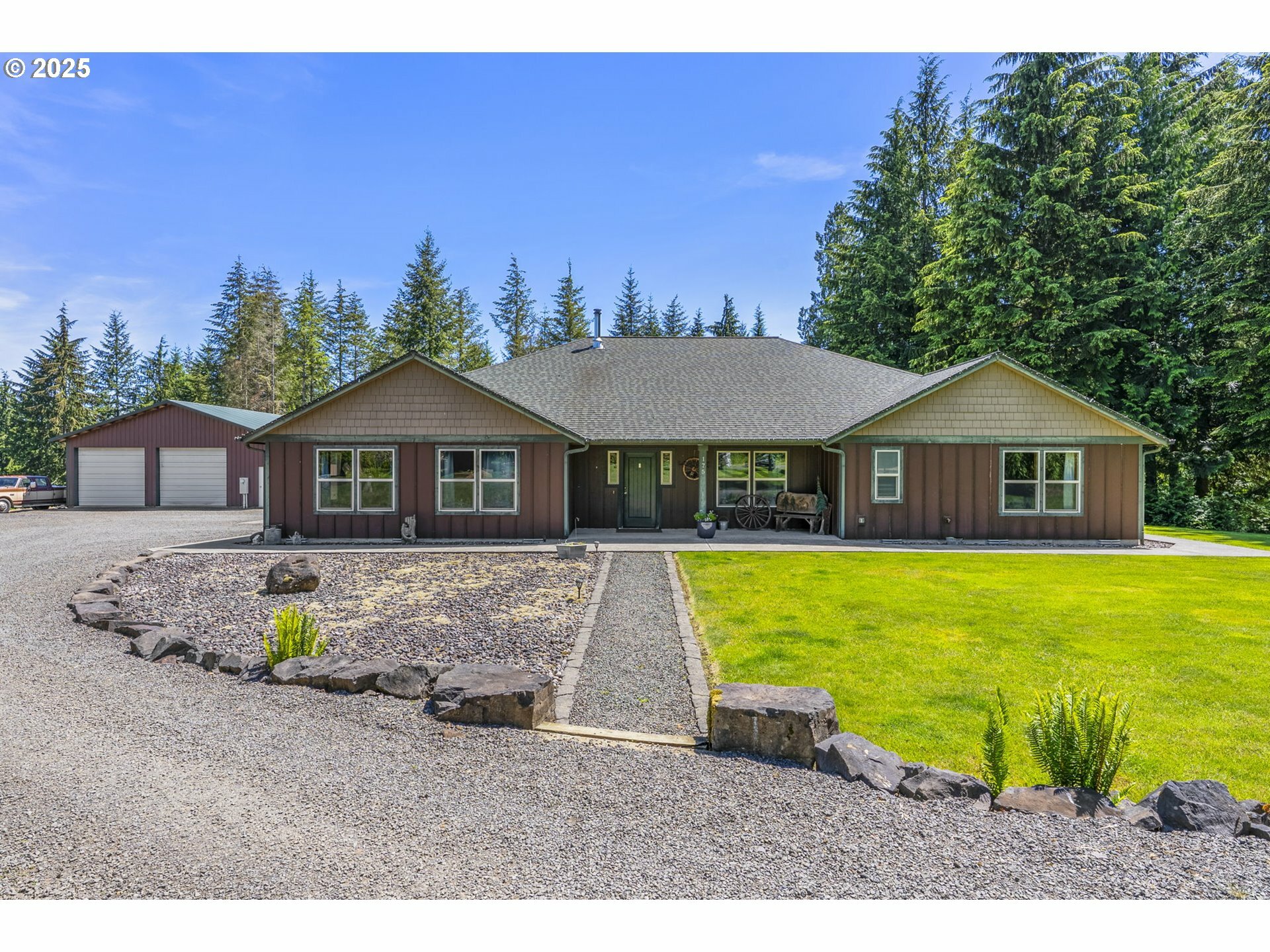 Property Photo: 175 Elwood Rd WA 98611