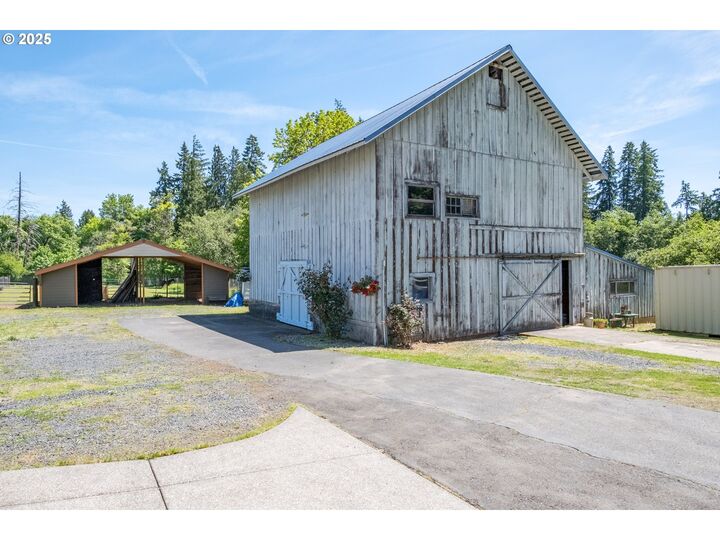 Property Photo: 58348 Ross Rd OR 97053