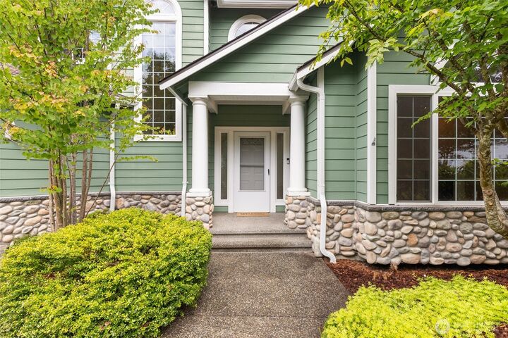 Property Photo:  4309  Crescent Avenue  WA 98203 