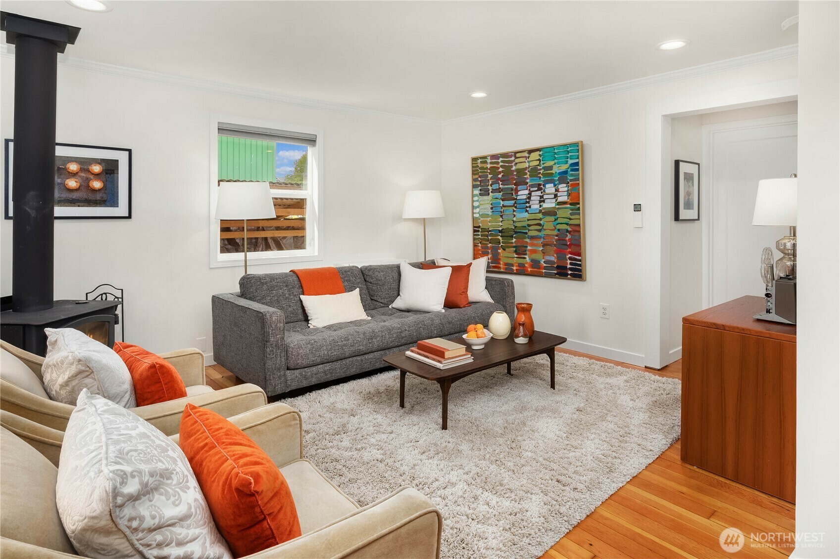 Property Photo: 1410 N 100th Street WA 98133