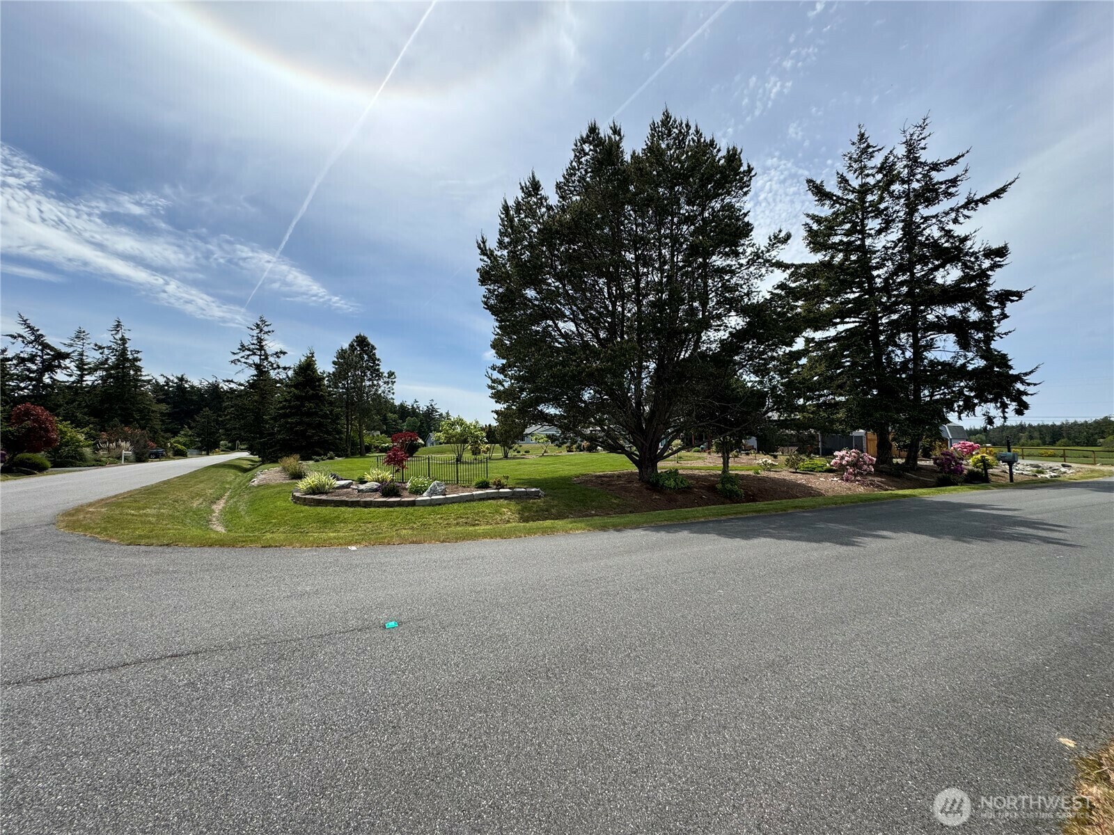 Property Photo: 793 Starwana Court WA 98277