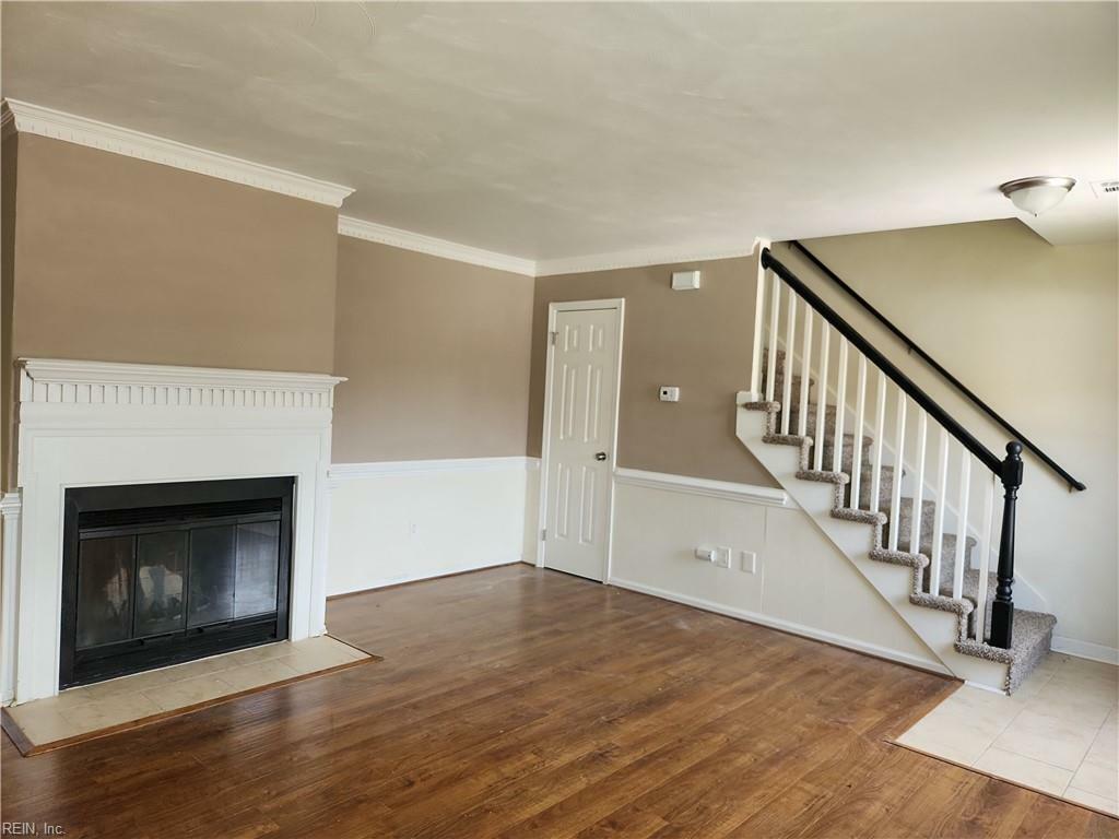 Property Photo: 5725 Rivermill Cir VA 23703