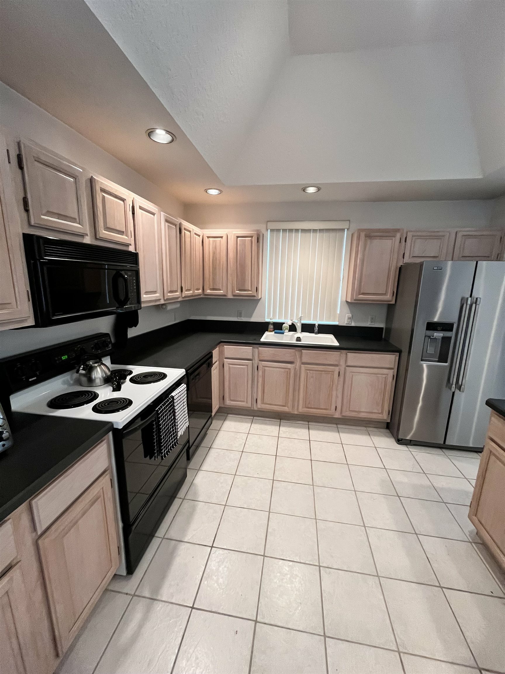 Property Photo: 6773 Veronica Court FL 32086
