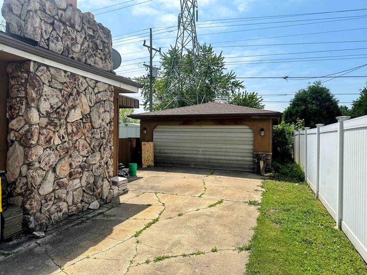 Property Photo: 6800 55th Avenue WI 53142
