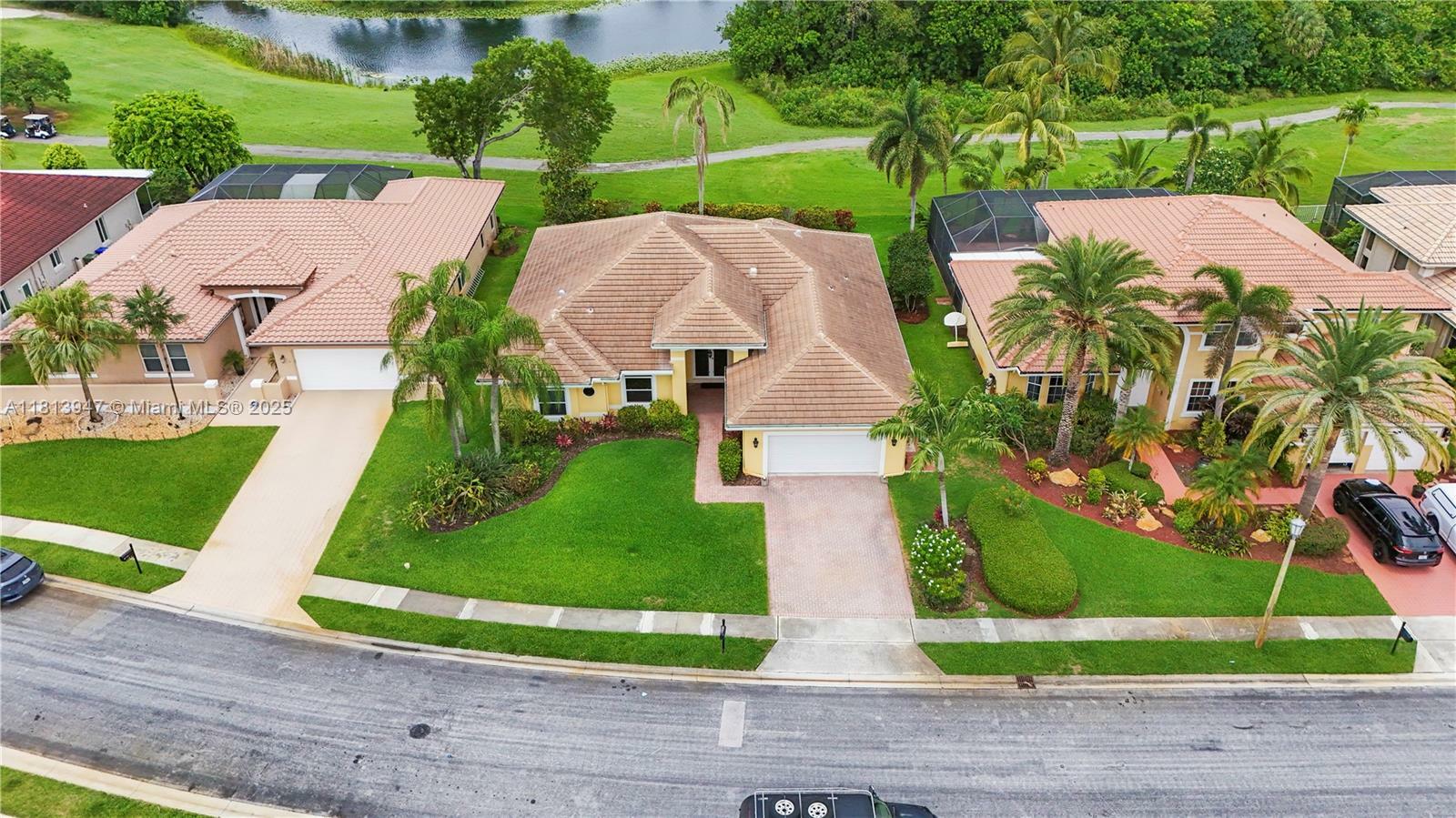 720 Cypress Pointe Dr W  Pembroke Pines FL 33027 photo
