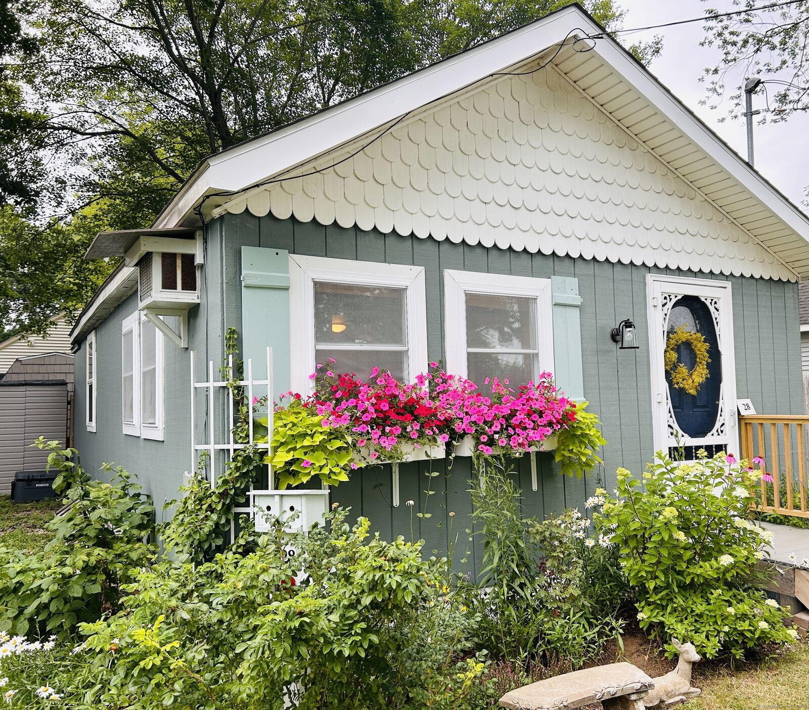 Property Photo:  28 1st Street  CT 06443 