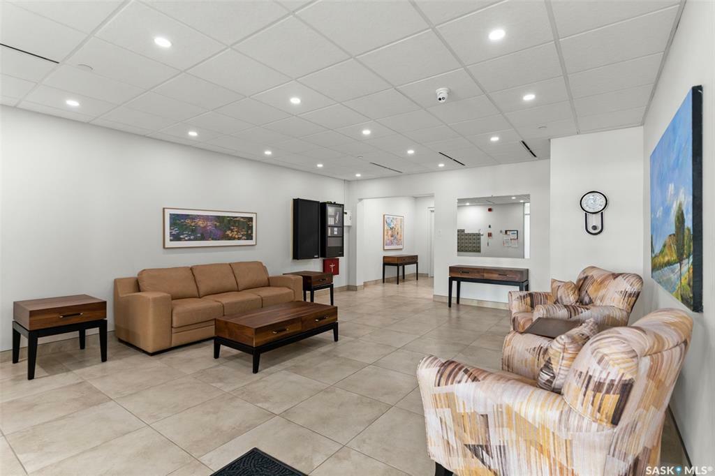Property Photo: 730 Spadina Crescent E 603 SK S7K 4H7