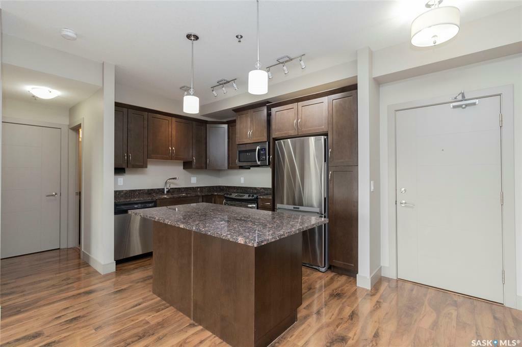 Property Photo:  115 Willowgrove Crescent 204  SK S7W 0N4 